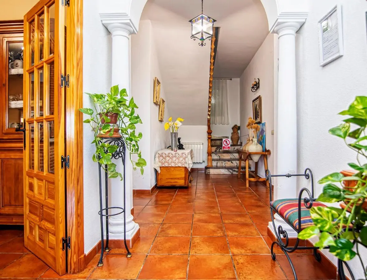 Villa Fuji piscina privada naturaleza y relax alquiler de todo el alojamiento Jaén España
