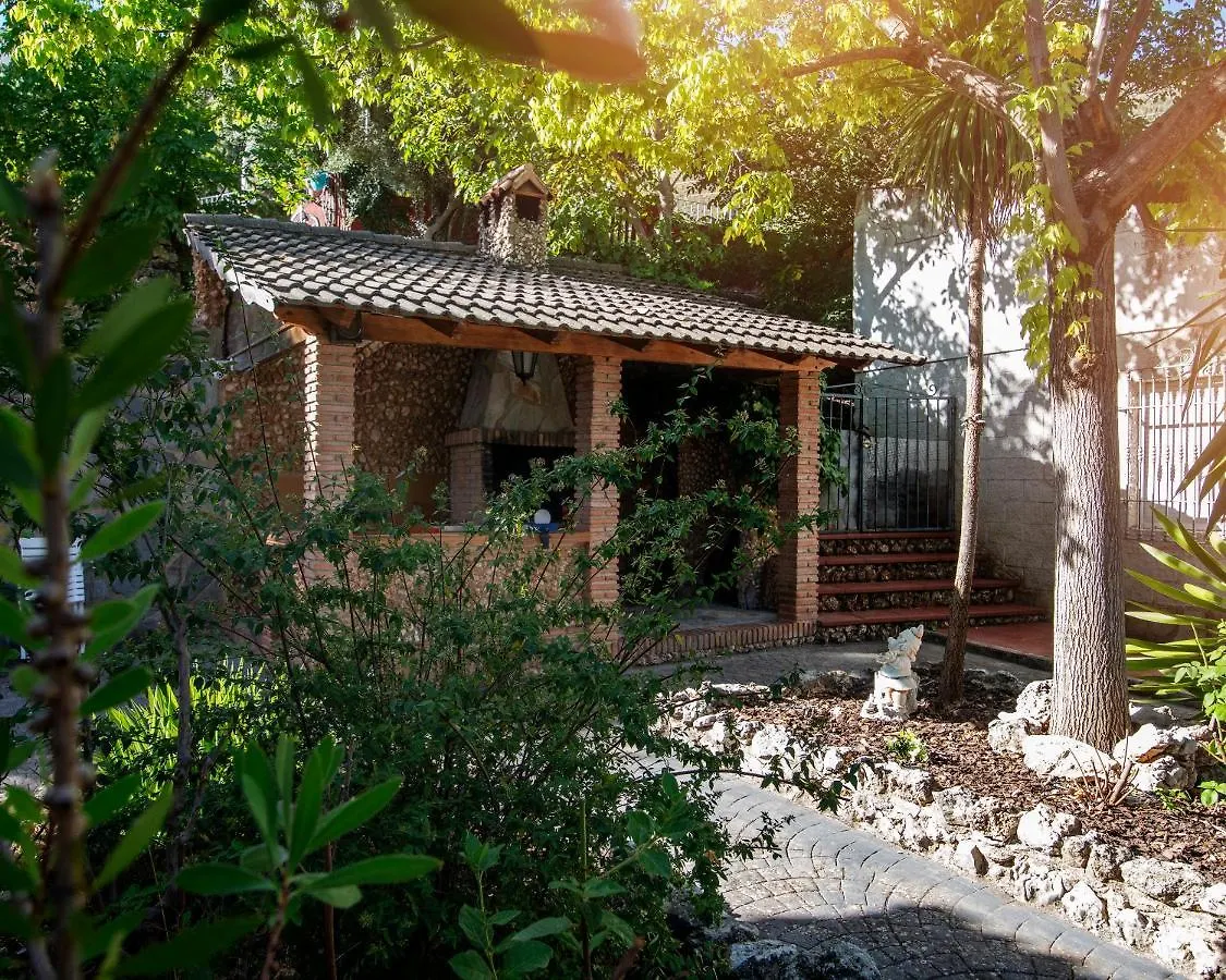 Villa Fuji piscina privada naturaleza y relax alquiler de todo el alojamiento Jaén