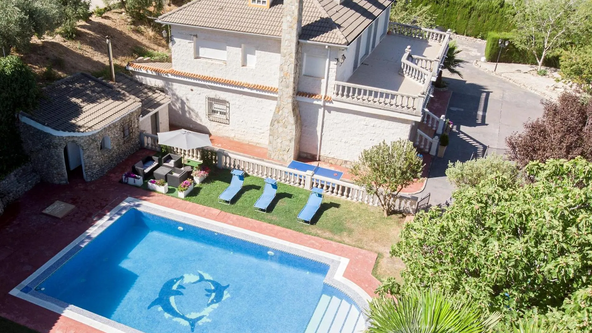 Villa Fuji piscina privada naturaleza y relax alquiler de todo el alojamiento Jaén España